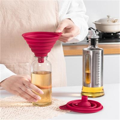 Silicone funnel