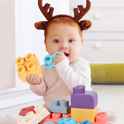 2022 Hot Selling Children Educational Soft Silicone Stacking Toy Play Building Block
